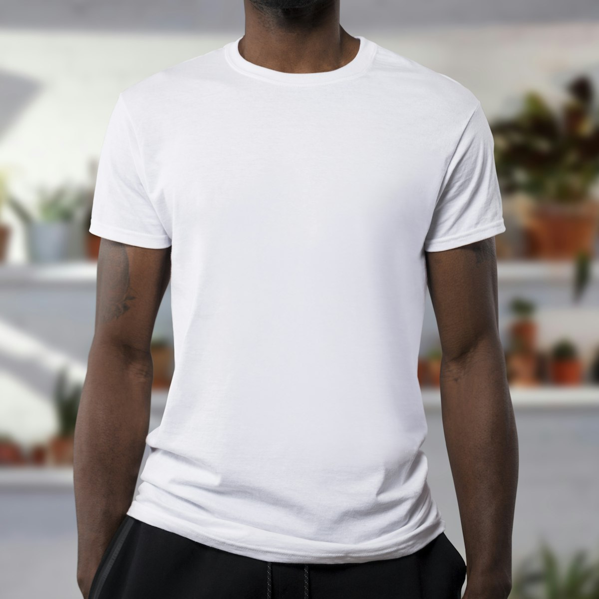 Bq6Z3V Men's Classic Crew Neck T-Shirt — Soft Cotton Everyday Tee